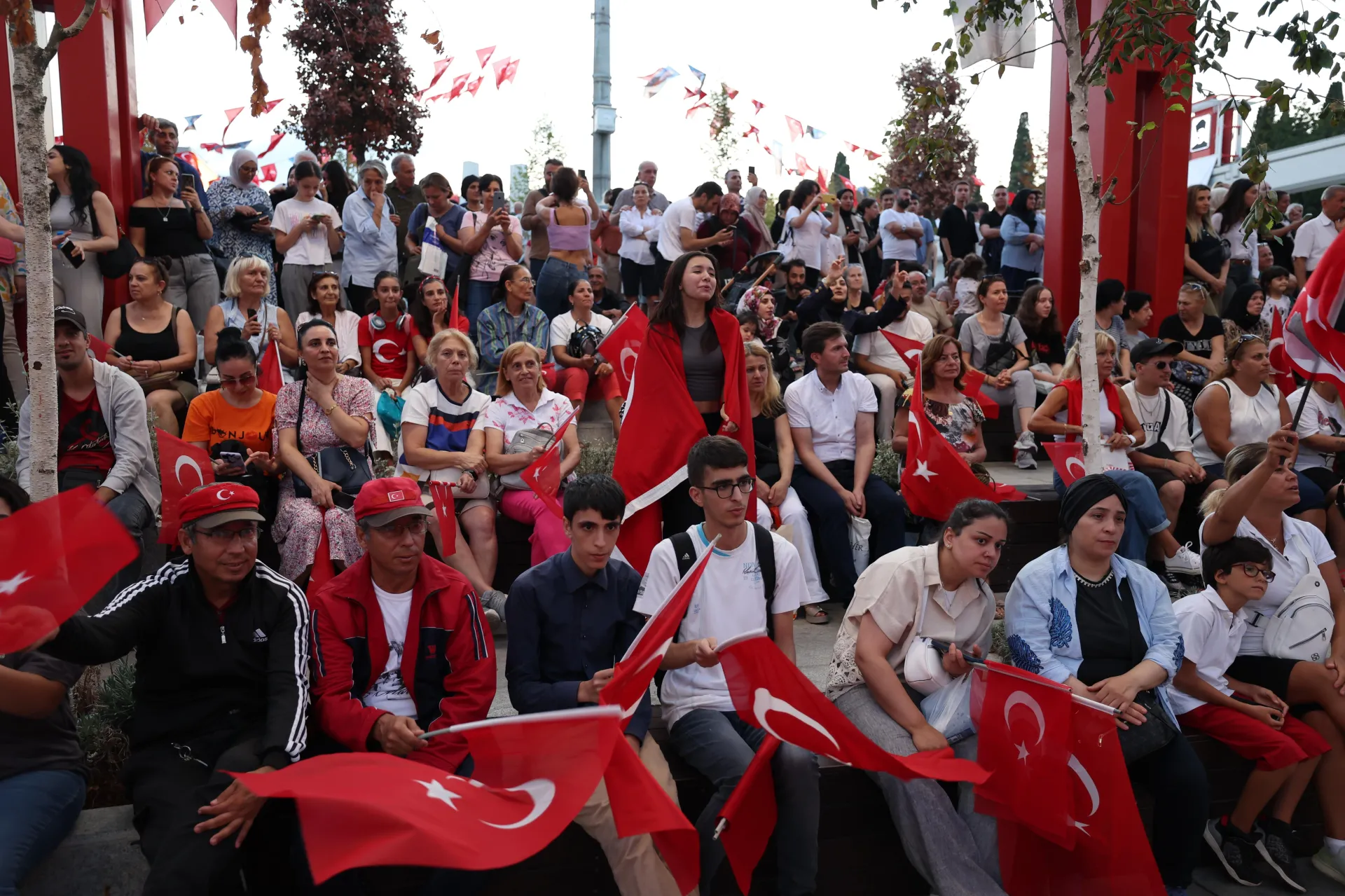 BÜYÜK ZAFERİN 102.YIL DÖNÜMÜ COŞKUYLA KUTLANDI