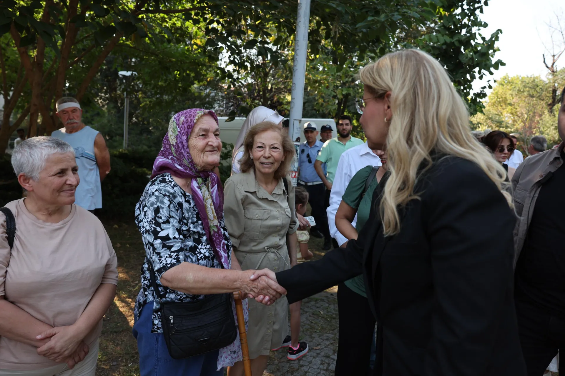 Bakırköy'lüler Aşure Paylaşımında Bir Araya Geldi