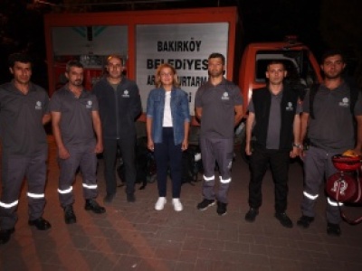 BAKIRKÖY BELEDİYESİ ARAMA KURTARMA TİMİ YANGIN BÖLGESİNDE