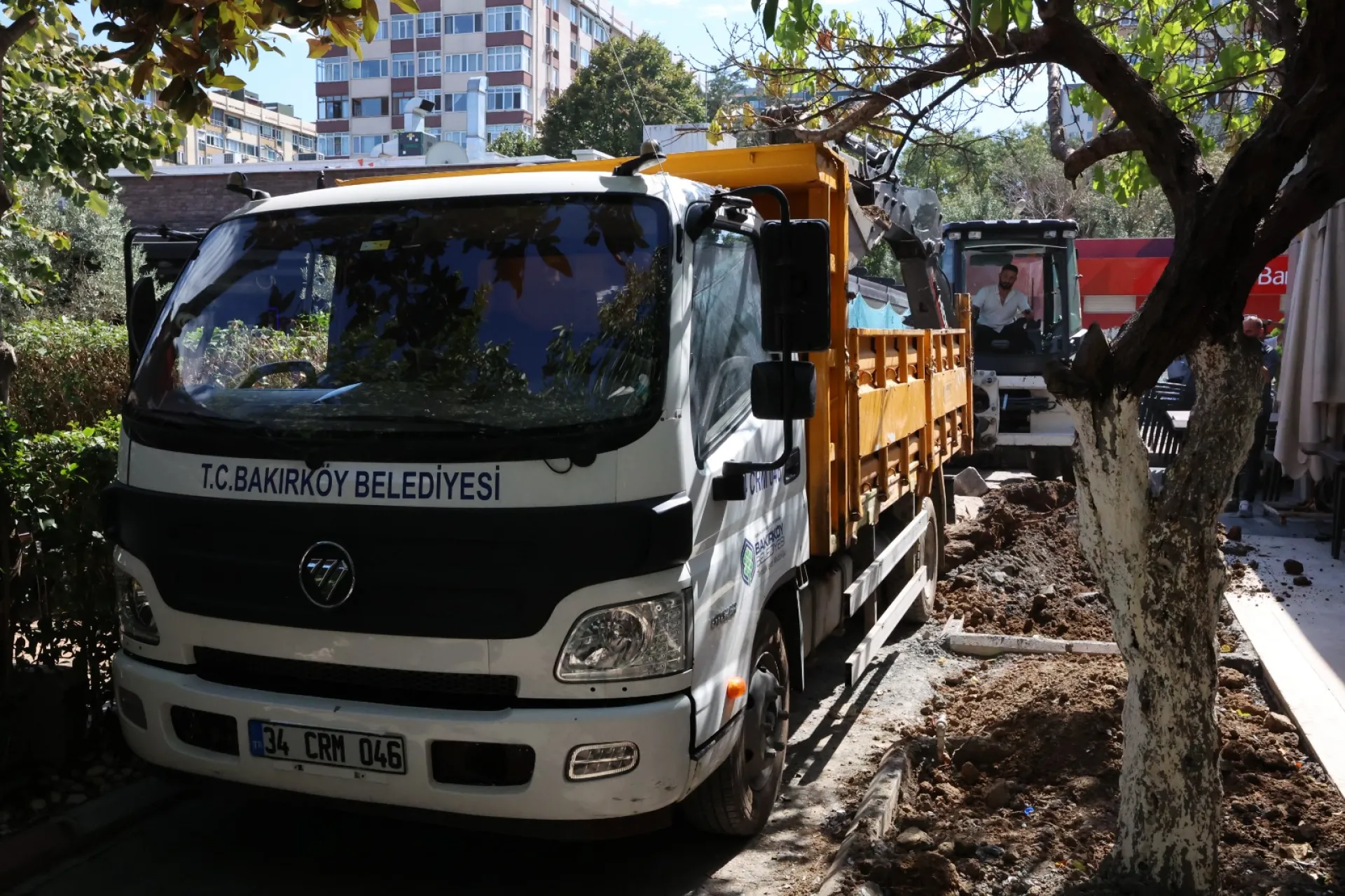 BAŞKAN OVALIOĞLU, İNSAN ODAKLI ÇALIŞMALARINI ANLATTI