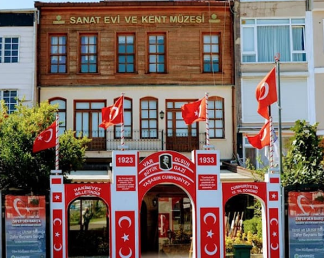 Yeşilköy Sanat Evi ve Kent Müzesi